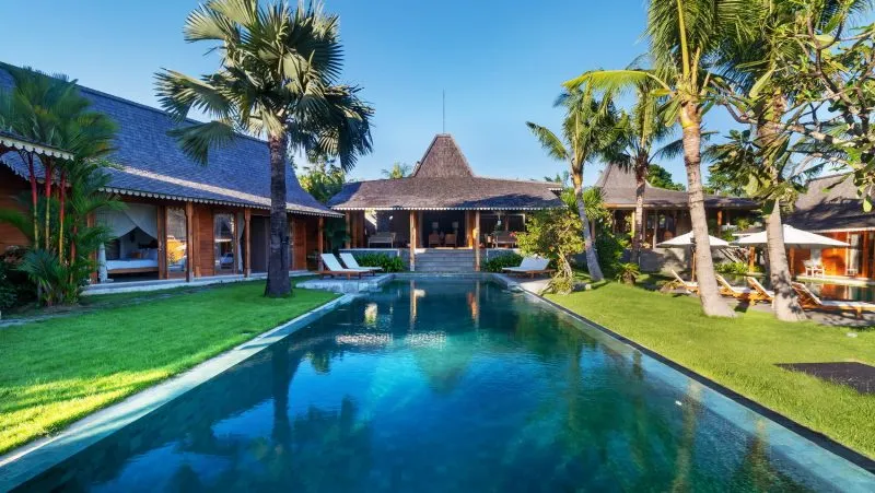 best summer villas for corporate retreats