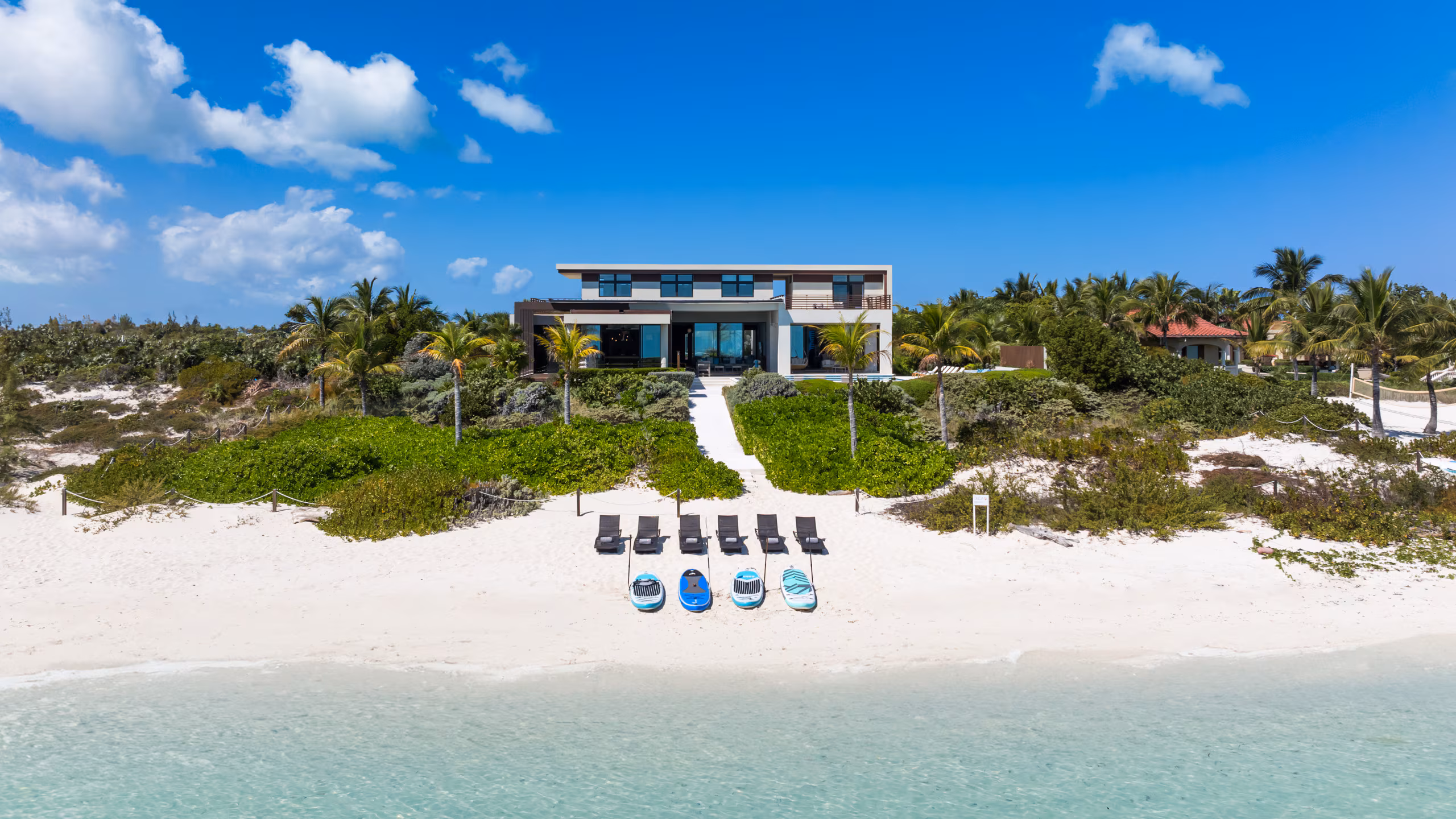 luxury beachfront summer villas usa